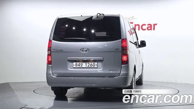 Hyundai Starex 2015 — фото 4