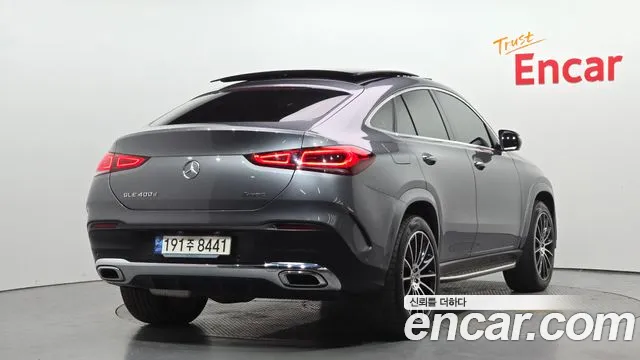 Mercedes-Benz GLE-Class 2022 — фото 2