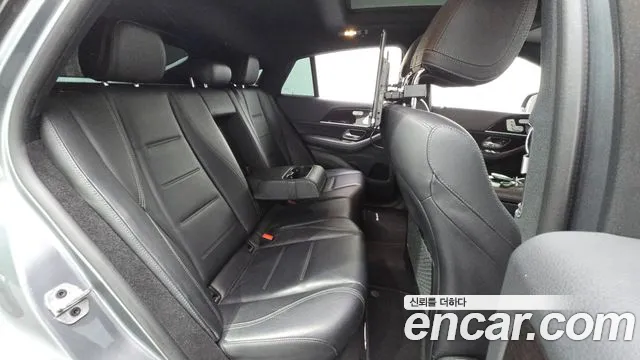 Mercedes-Benz GLE-Class 2022 — фото 18