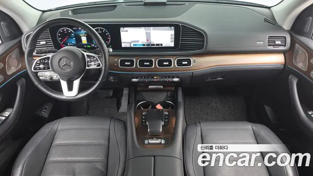 Mercedes-Benz GLE-Class 2021 — фото 10