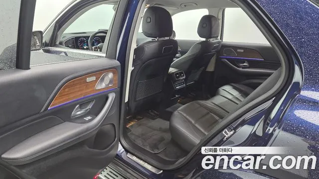 Mercedes-Benz GLE-Class 2019 — фото 12