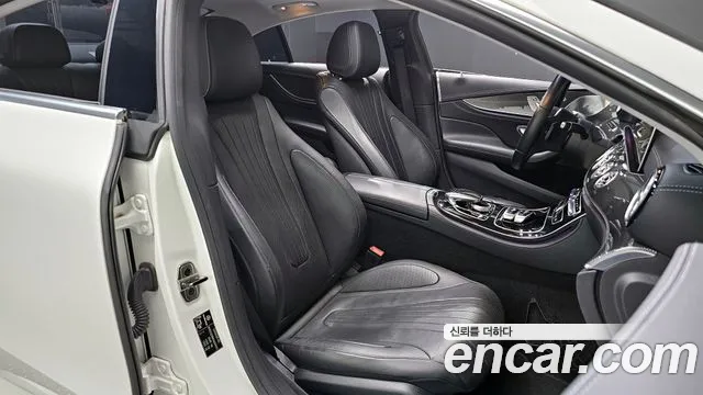 Mercedes-Benz CLS-Class 2019 — фото 17