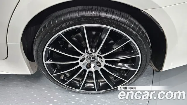Mercedes-Benz CLS-Class 2019 — фото 7