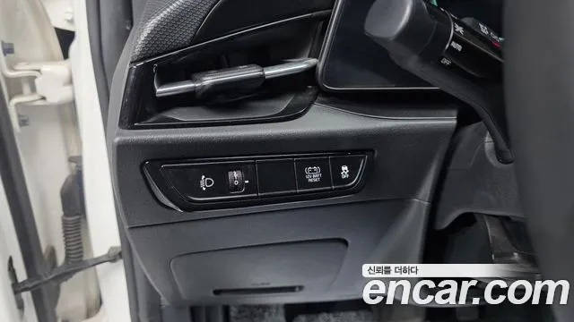 Kia Niro 2022 — фото 14