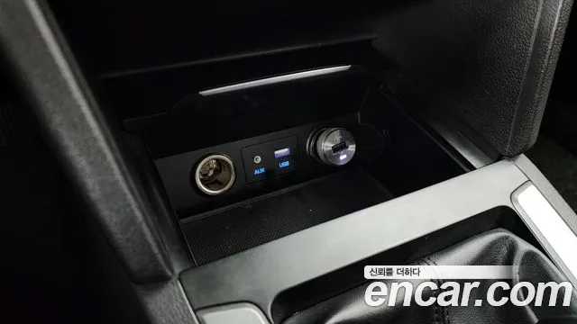 Hyundai AVANTE 2016 — фото 16