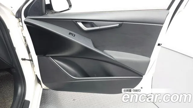 Kia Niro 2022 — фото 14