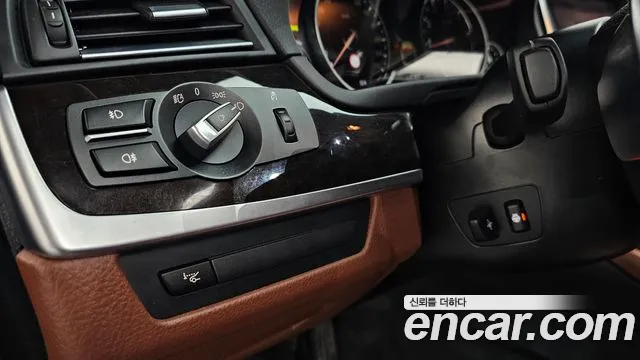 BMW 5-Series 2016 — фото 19