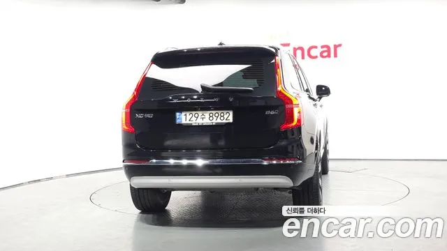 Volvo XC90 2022 — фото 4