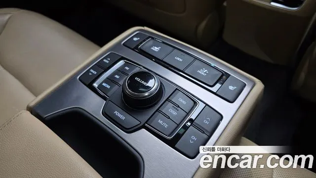 Hyundai Genesis 2016 — фото 19