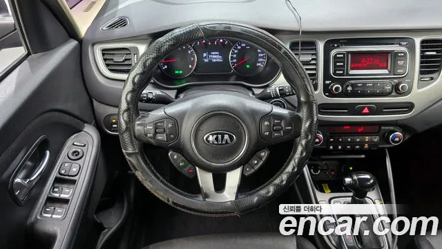 Kia Carens 2014 — фото 19
