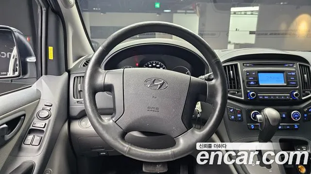 Hyundai Starex 2020 — фото 14