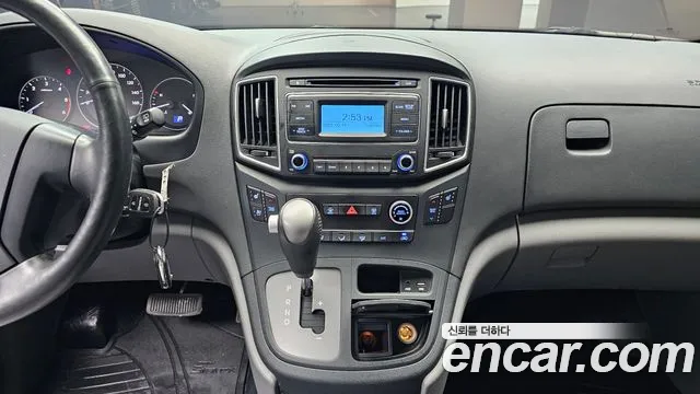 Hyundai Starex 2020 — фото 16
