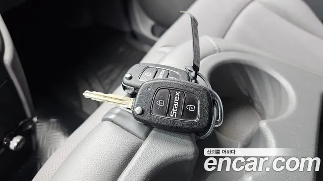 Hyundai Starex 2020 — фото 18