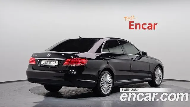 Mercedes-Benz E-Class 2016 — фото 2