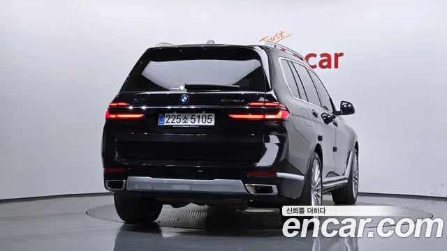 BMW X7 2025 — фото 4