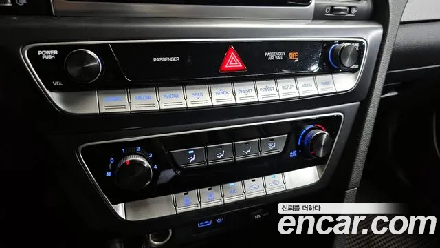Hyundai Sonata 2018 — фото 15