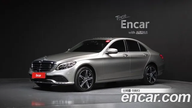 Mercedes-Benz C-Class 2019 — фото 1