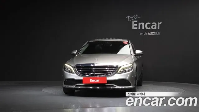 Mercedes-Benz C-Class 2019 — фото 3