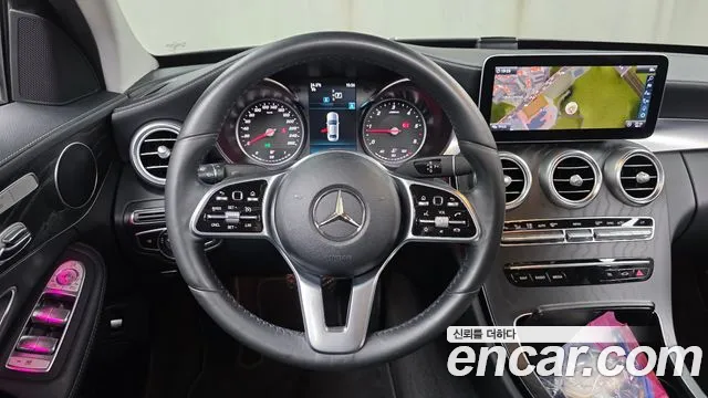 Mercedes-Benz C-Class 2019 — фото 20
