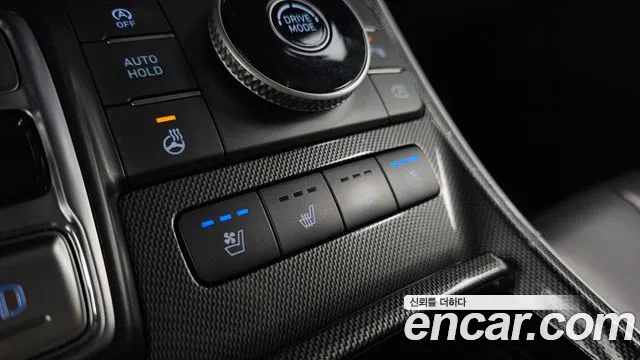 Hyundai Santafe 2021 — фото 16