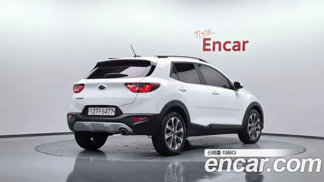 Kia Stonic 2018 — фото 1