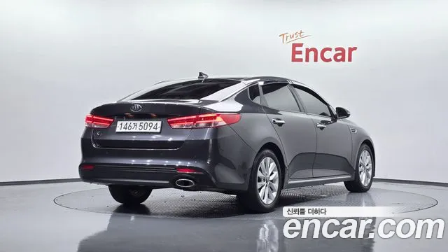 Kia K5 2016 — фото 1