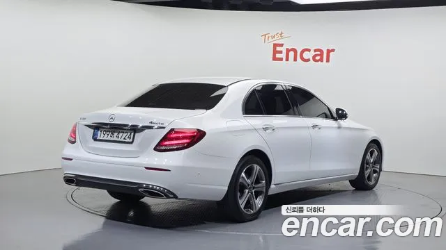 Mercedes-Benz E-Class 2018 — фото 2