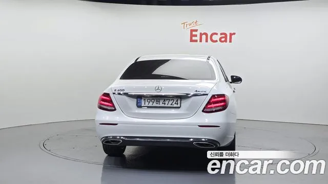 Mercedes-Benz E-Class 2018 — фото 4