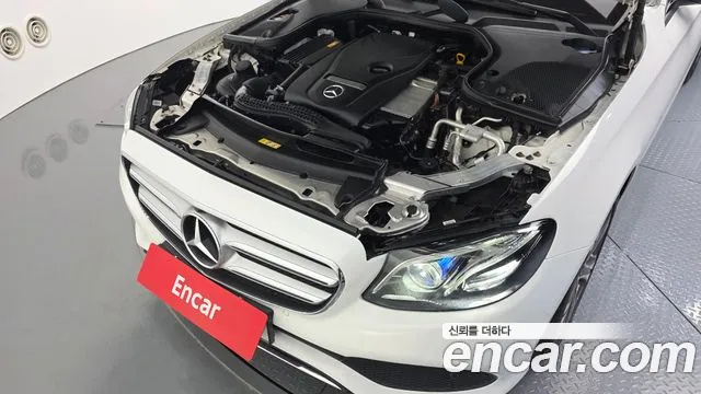 Mercedes-Benz E-Class 2018 — фото 6