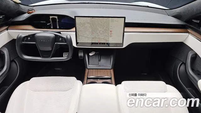 Tesla Model S 2023 — фото 10