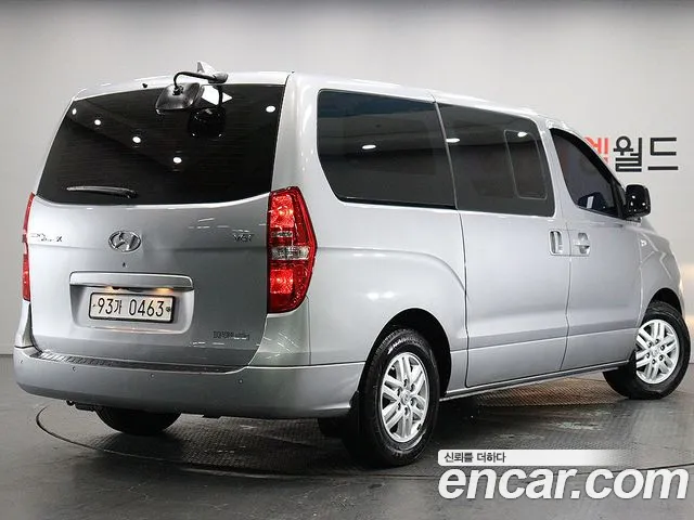 Hyundai Starex 2019 — фото 2