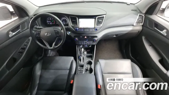 Hyundai Tucson 2016 — фото 10