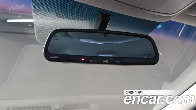 Hyundai Sonata 2017 — фото 18