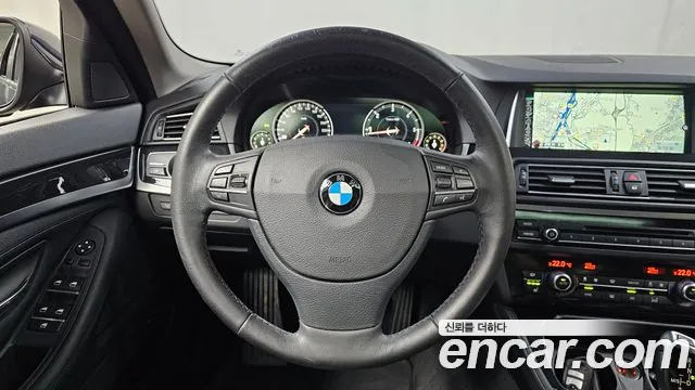 BMW 5-Series 2015 — фото 13