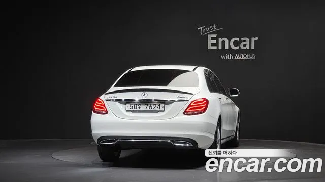 Mercedes-Benz C-Class 2017 — фото 4