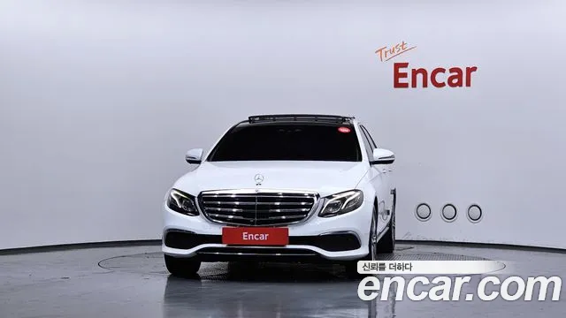 Mercedes-Benz E-Class 2020 — фото 3