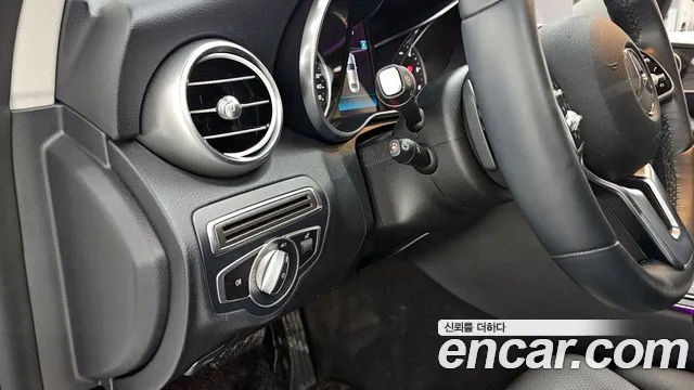 Mercedes-Benz C-Class 2019 — фото 13
