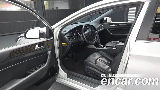 Hyundai Sonata 2015 — фото 10
