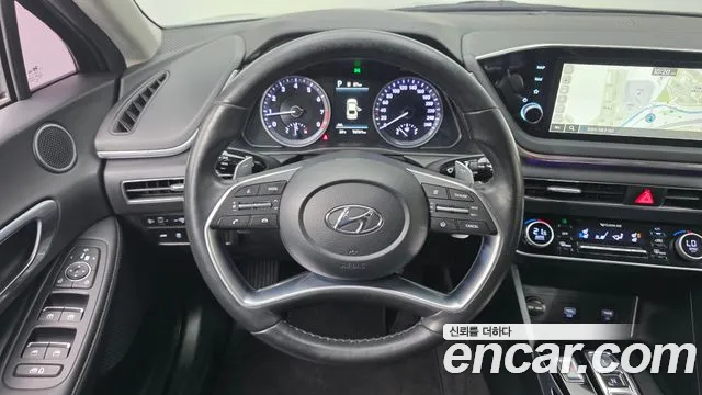 Hyundai Sonata 2022 — фото 13