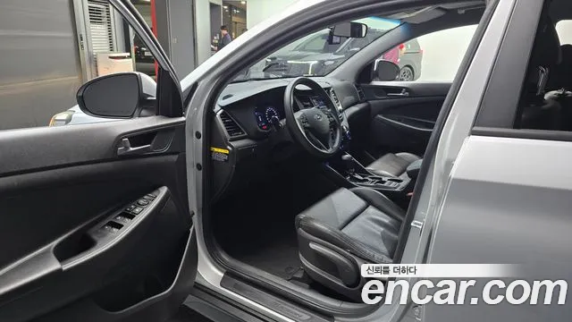 Hyundai Tucson 2018 — фото 10