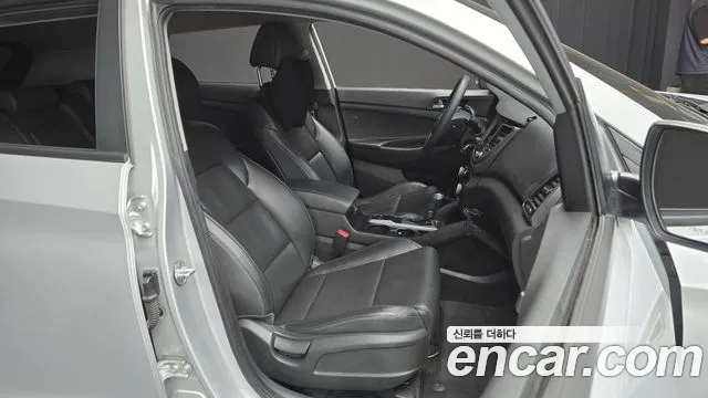 Hyundai Tucson 2018 — фото 12