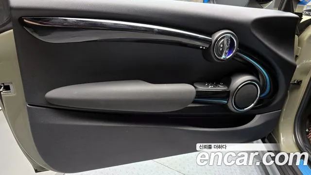 Mini Cooper 2020 — фото 15