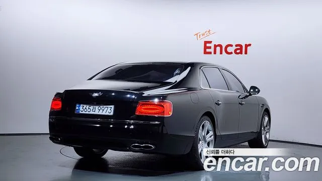 Bentley Flying Spur 2015 — фото 2