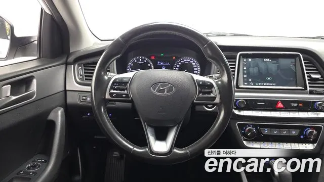 Hyundai Sonata 2019 — фото 13