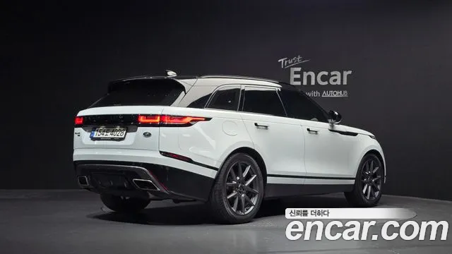 Land Rover Range Rover Velar 2022 — фото 2