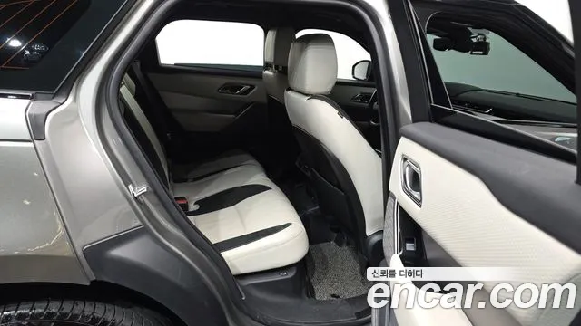 Land Rover Range Rover Velar 2018 — фото 12