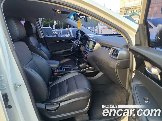 Kia Sorento 2020 — фото 10