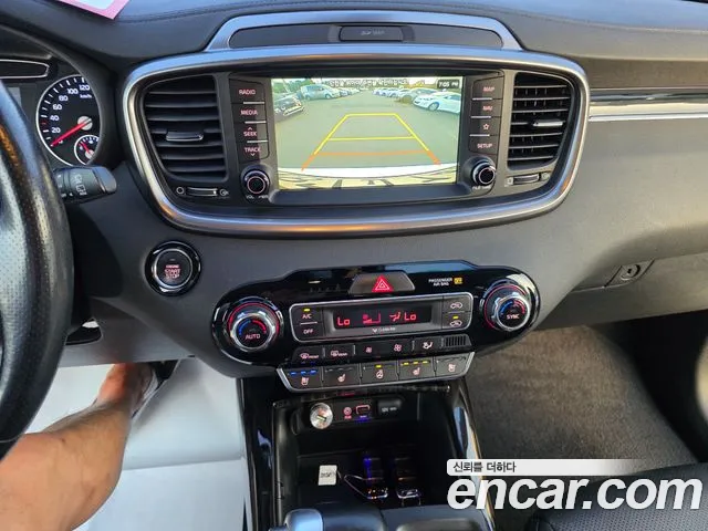 Kia Sorento 2020 — фото 13