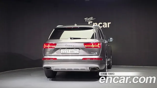 Audi Q7 2019 — фото 4