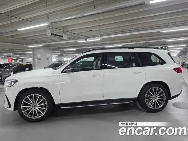 Mercedes-Benz GLS-Class 2026 — фото 4